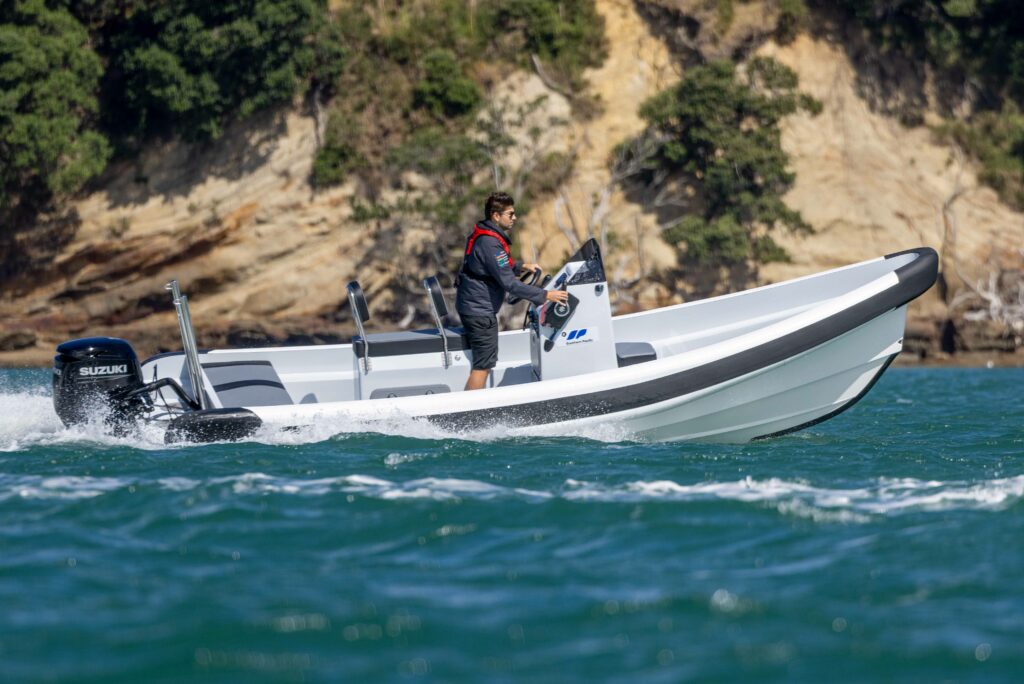 SeekR_boat